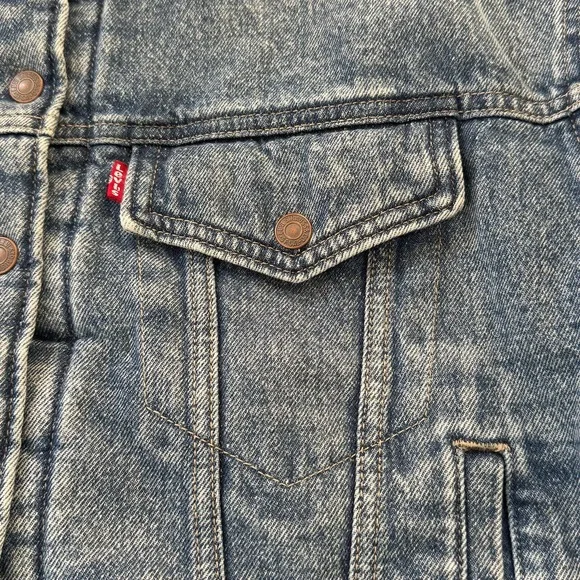 Levi Strauss Co Denim Trucker Jacket Blue Classic Fit Button Front‎ Size M - Picture 6 of 13